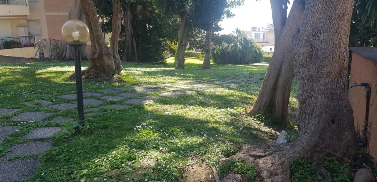 Casa Fiorenza Parcheggio Privato Sanremo Ngoại thất bức ảnh