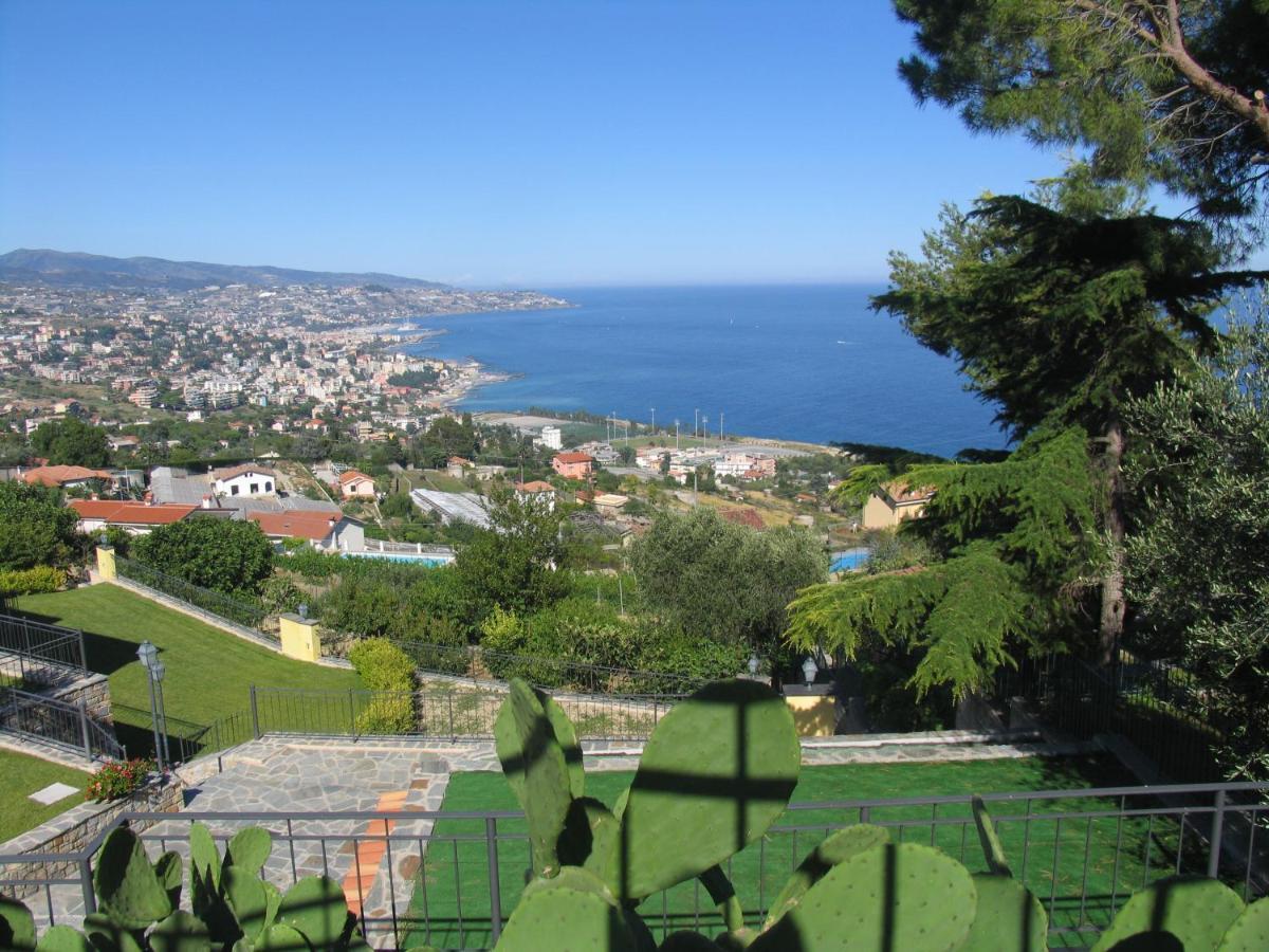Casa Fiorenza Parcheggio Privato Sanremo Ngoại thất bức ảnh