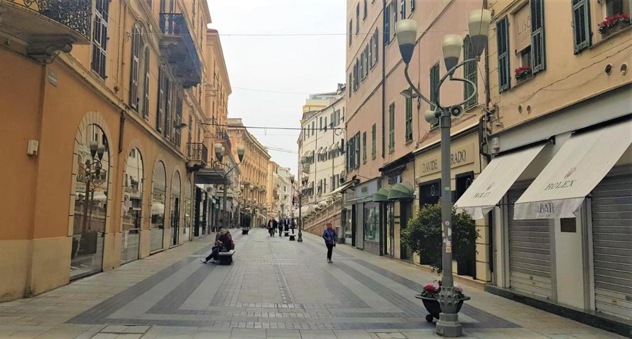 Casa Fiorenza Parcheggio Privato Sanremo Ngoại thất bức ảnh